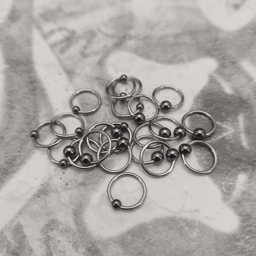 Кольцо 1,2 мм. Титан. Гематитовый шарик. TBCH16