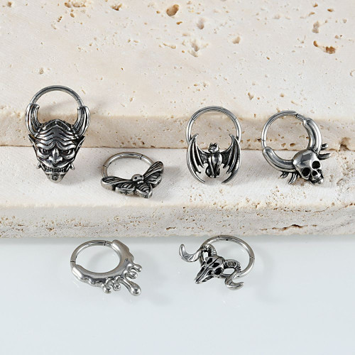 Кольцо сегментное 1,2 мм кликер для пирсинга септума. Череп. HSEG0635