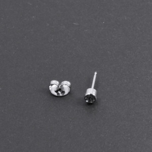 Одноразовый голубой пистолет для прокола ушей. Серьга-гвоздик цвет серебро с белым кристаллом