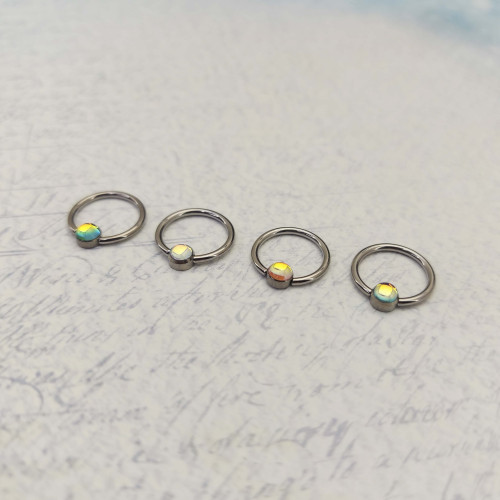 Кольцо 1,2 мм. Титан. Вставка с кристаллом Magic. BCRTMB16